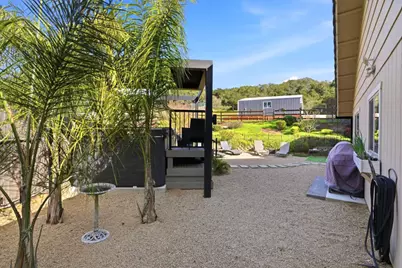 19033 Beatrice Dr, Salinas, CA 93907 - Photo 32