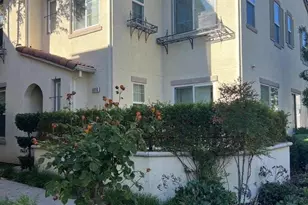 1016 Sallie Ln, Tracy, CA 95376 - Photo 1