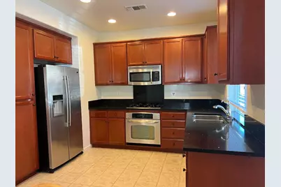 1016 Sallie Ln, Tracy, CA 95376 - Photo 8