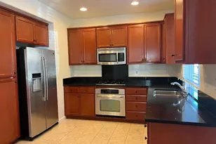 1016 Sallie Ln, Tracy, CA 95376 - Photo 8