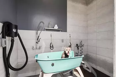 2112 Red Oak Dr, Hollister, CA 95023 - Photo 12