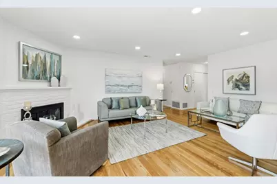 1717 Peartree Ln, Mountain View, CA 94040 - Photo 6