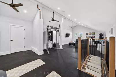 1743 Santa Barbara Dr, San Jose, CA 95125 - Photo 32