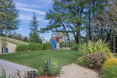 19975 Skyline Blvd, Los Gatos, CA 95033 - Photo 46