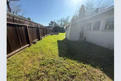 1490 Davis St, San Jose, CA 95126 - Photo 24
