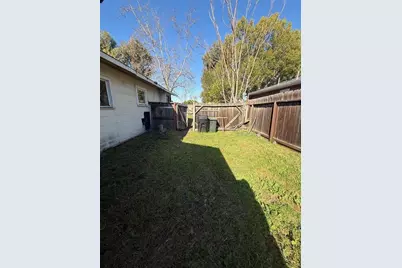 1490 Davis St, San Jose, CA 95126 - Photo 28