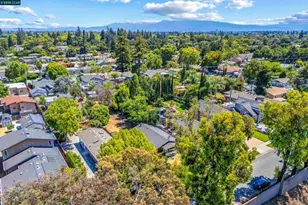 1490 Davis St, San Jose, CA 95126 - Photo 32