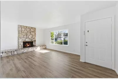 5349 Entrada Oleandros, San Jose, CA 95123 - Photo 4