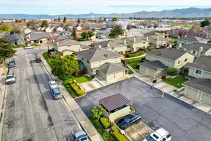 1419 Squire Ct, Hollister, CA 95023 - Photo 36