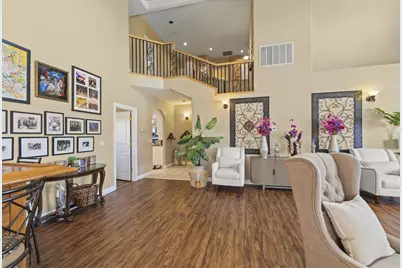 1901 Calistoga Dr, Hollister, CA 95023 - Photo 6