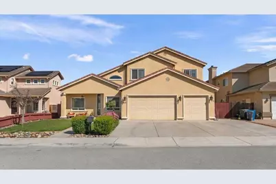 1901 Calistoga Dr, Hollister, CA 95023 - Photo 2