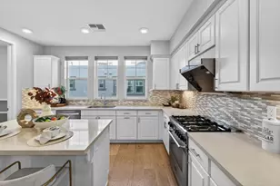 818 Gridley Ter 4, Sunnyvale, CA 94085 - Photo 14