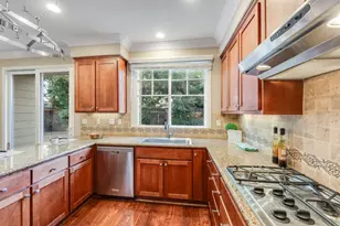 219 Beethoven Ln, Los Gatos, CA 95032 - Photo 18