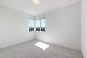 211 Arabian Ln, Hollister, CA 95023 - Photo 28