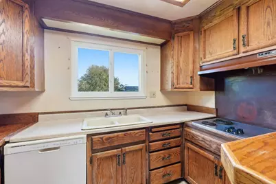 2298 Sunrise Dr, San Jose, CA 95124 - Photo 14