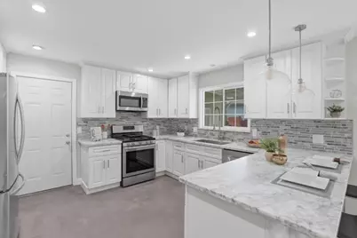 2115 Clarke Ave, East Palo Alto, CA 94303 - Photo 10