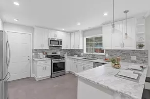 2115 Clarke Ave, East Palo Alto, CA 94303 - Photo 10