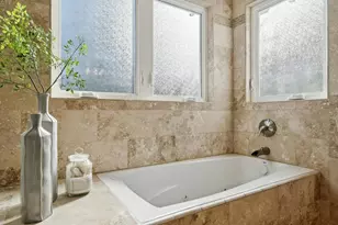 15146 Stratford Dr, San Jose, CA 95124 - Photo 32