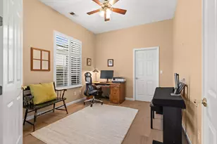 9008 Village View Dr, San Jose, CA 95135 - Photo 22