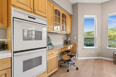 9008 Village View Dr, San Jose, CA 95135 - Photo 16