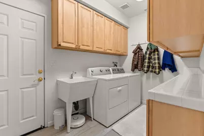 9008 Village View Dr, San Jose, CA 95135 - Photo 30