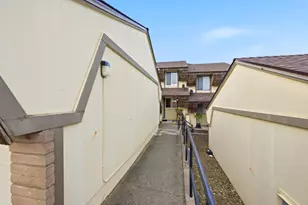 2728 Kilconway Ln, South San Francisco, CA 94080 - Photo 34