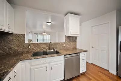 10510 East Ct, Oakland, CA 94603 - Photo 8