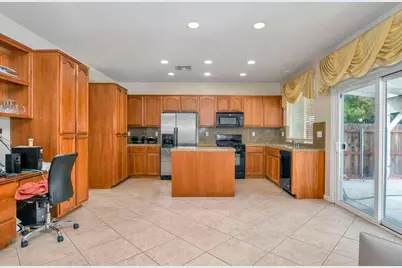 3605 Gloria Ct, Stockton, CA 95205 - Photo 8