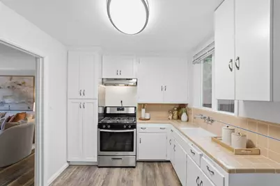 200 Anita Rd, Burlingame, CA 94010 - Photo 14