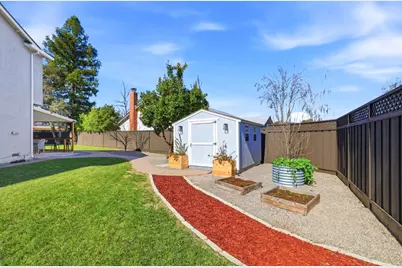 6219 Evangeline Dr, San Jose, CA 95123 - Photo 32