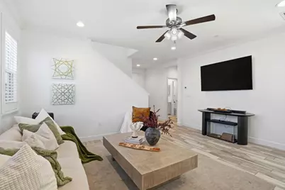 17642 Mystic Dr, Lathrop, CA 95330 - Photo 8