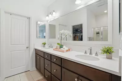 17642 Mystic Dr, Lathrop, CA 95330 - Photo 30