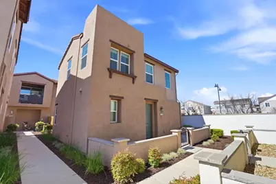 17642 Mystic Dr, Lathrop, CA 95330 - Photo 4