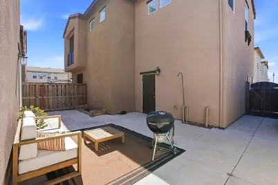 17642 Mystic Dr, Lathrop, CA 95330 - Photo 36