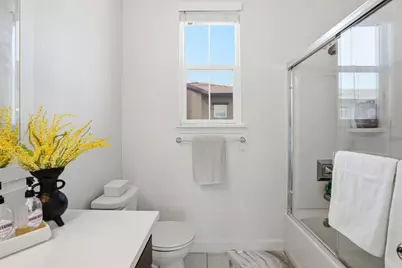 17642 Mystic Dr, Lathrop, CA 95330 - Photo 26