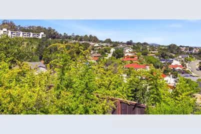1380 Manzanita Dr, Millbrae, CA 94030 - Photo 54