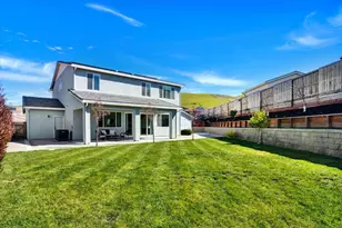 790 Appaloosa Wy, Hollister, CA 95023 - Photo 38