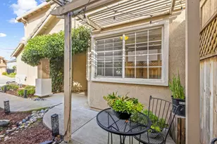 9400 Benbow Dr, Gilroy, CA 95020 - Photo 10