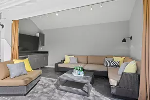 124 W Poplar Ave, San Mateo, CA 94402 - Photo 42