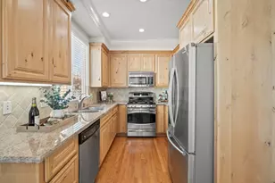 817 Lippert Pl, Santa Clara, CA 95050 - Photo 12