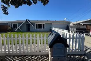 750 El Camino Paraiso, Hollister, CA 95023 - Photo 2