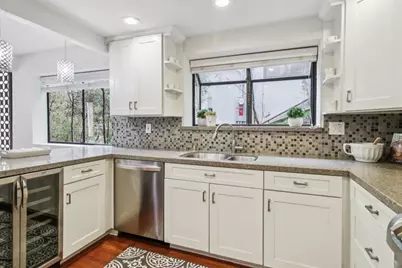 6875 The Turn, Oakland, CA 94611 - Photo 28