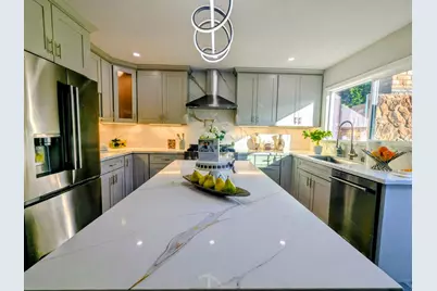 34839 Clover St, Union City, CA 94587 - Photo 16