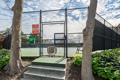 905 W Middlefield Rd 917, Mountain View, CA 94043 - Photo 26