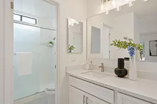 905 W Middlefield Rd 917, Mountain View, CA 94043 - Photo 16