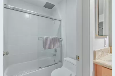 295 Lenox Ave 203, Oakland, CA 94610 - Photo 38