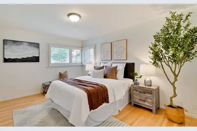 1624 Newcastle Dr, Los Altos, CA 94024 - Photo 40