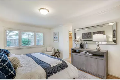 1624 Newcastle Dr, Los Altos, CA 94024 - Photo 28