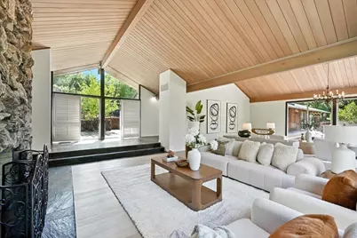 14582 Horseshoe Ct, Saratoga, CA 95070 - Photo 22