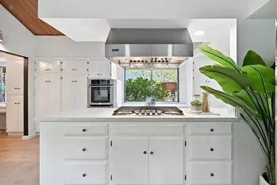 14582 Horseshoe Ct, Saratoga, CA 95070 - Photo 44